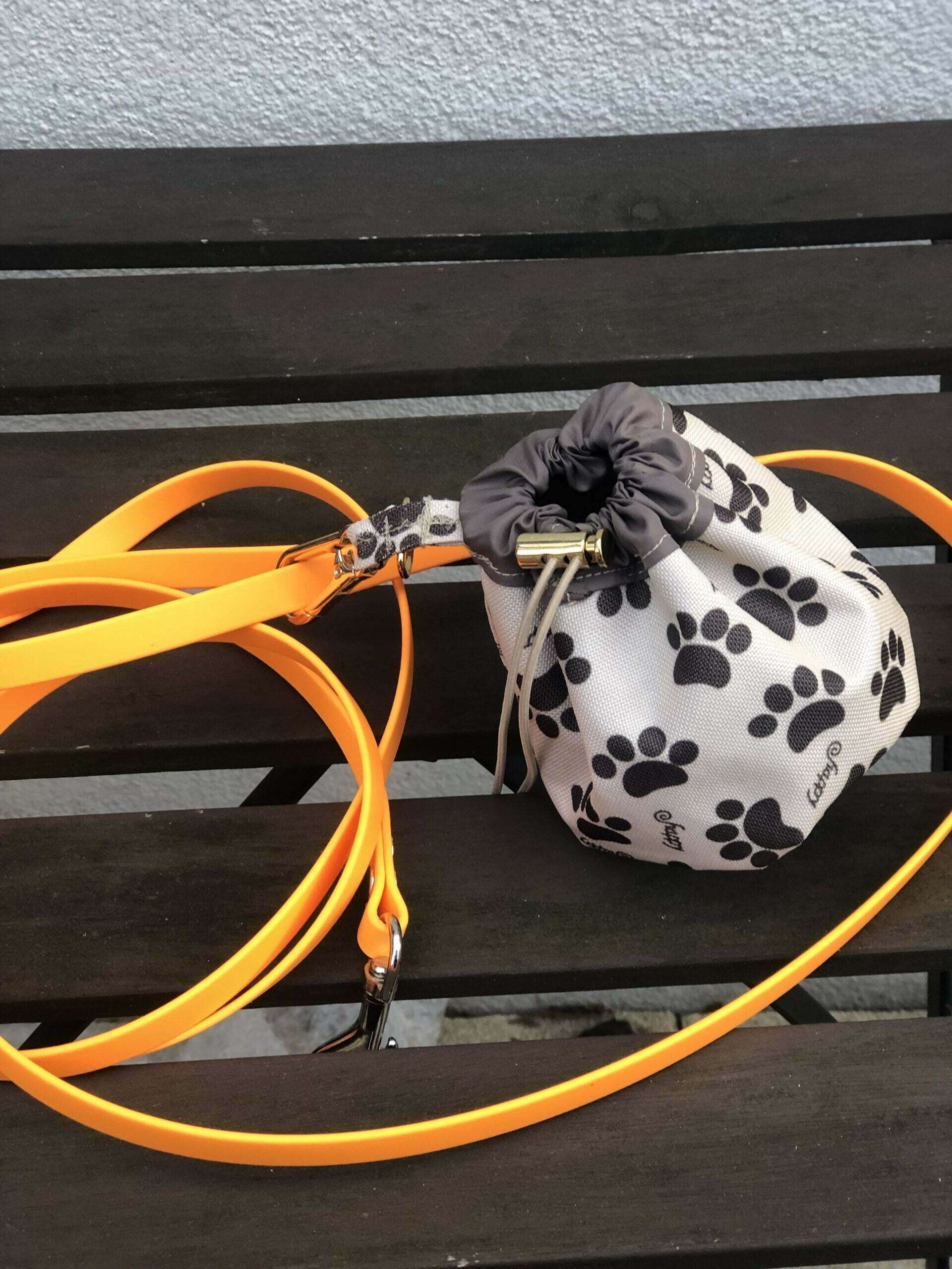 Woreczek na Smakolyki Paws Brown